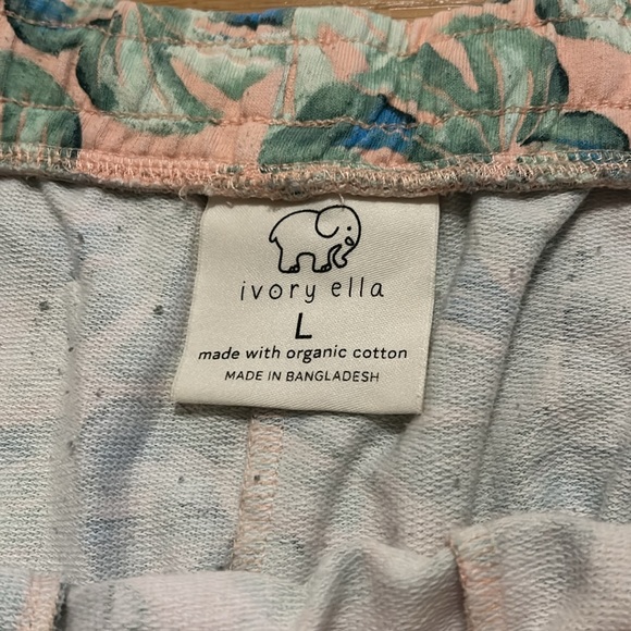 Ivory Ella shorts - Picture 3 of 4